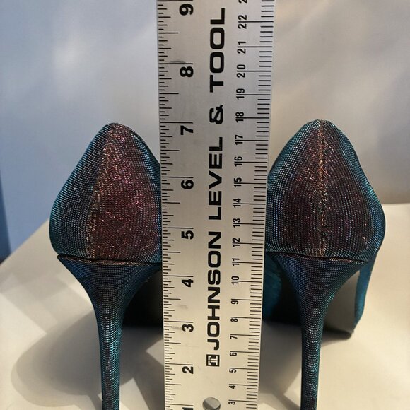 k&m  Size 10, 4 Inches High, Turquoise and Red Multicolor - Picture 6 of 11